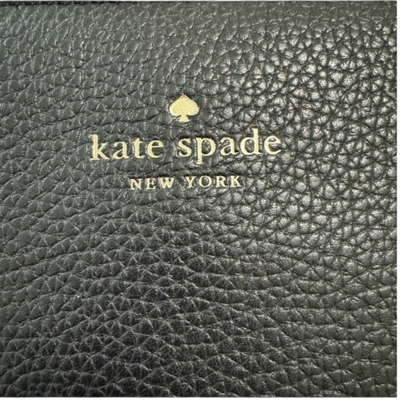 KATE SPADE Southport Avenue Cora Pebbled Leather Crossbody in Classic Black - Picture 4 of 7